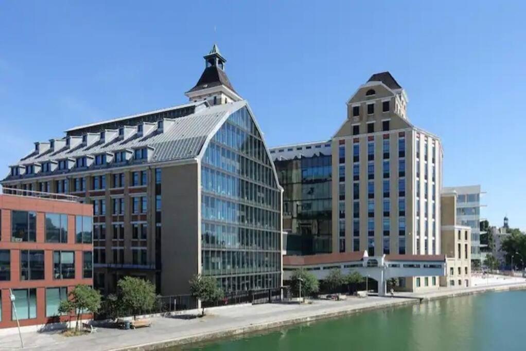 Studio De Charme Pantin Exterior foto